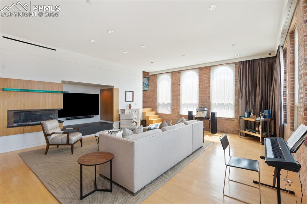 Image 8 of 47: Living Room