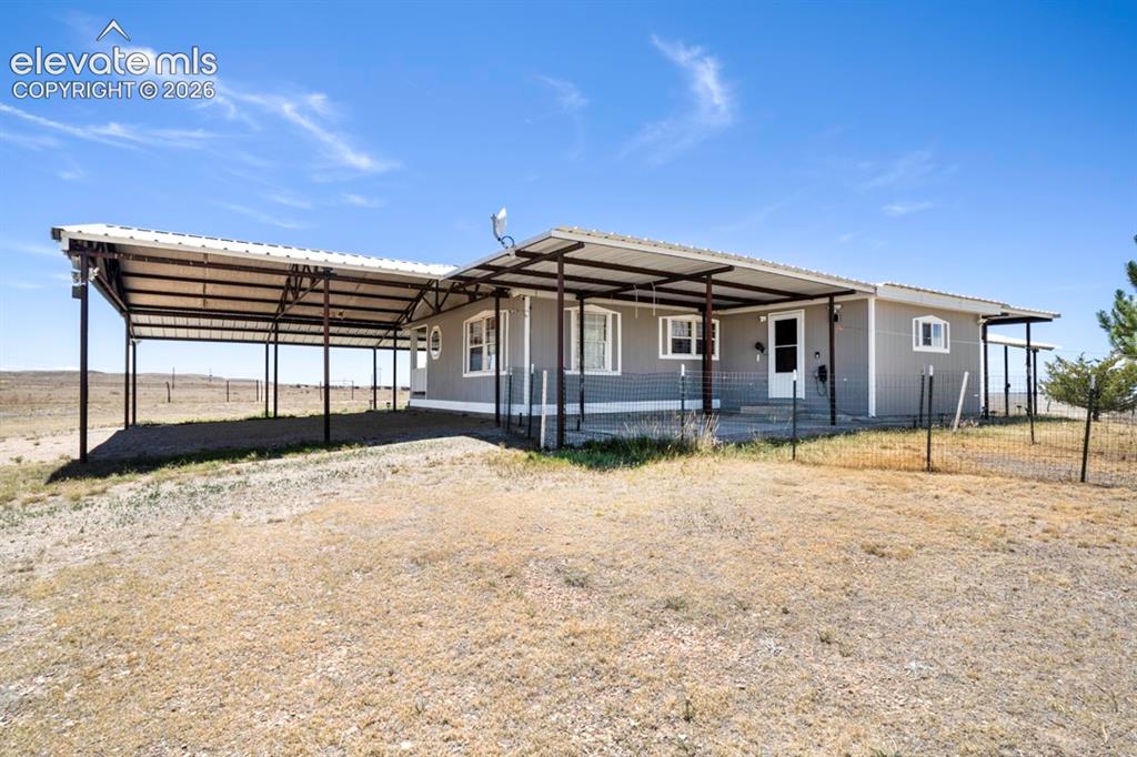Image 5 of 50: Front of Structure