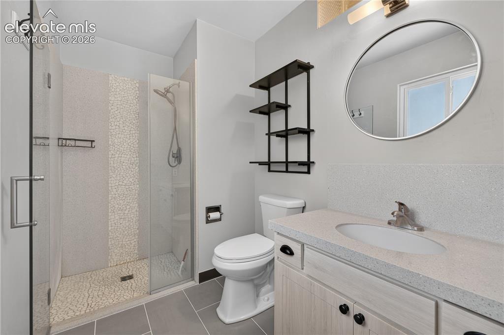 Image 18 of 46: Master Bathroom