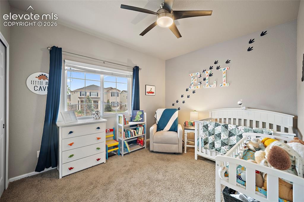 Image 14 of 29: Bedroom