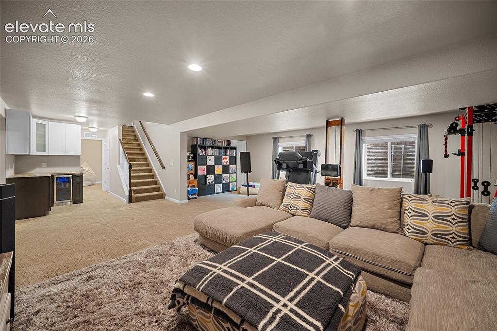 Image 16 of 29: Family Room