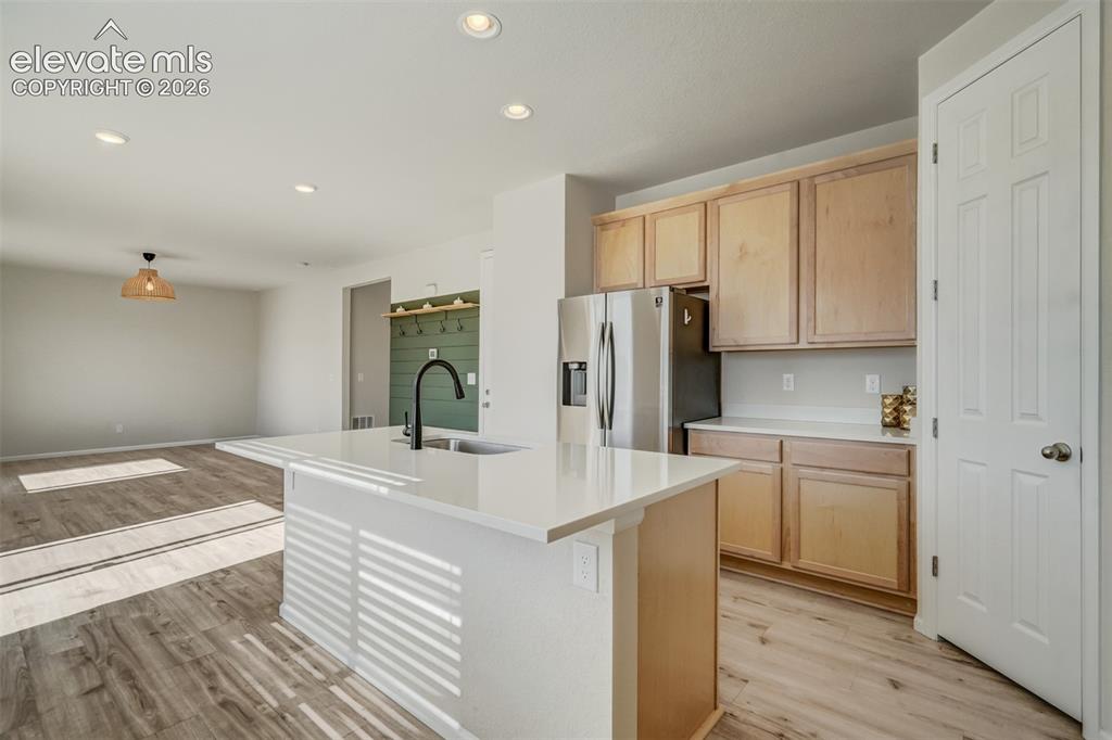 Image 12 of 41: Kitchen