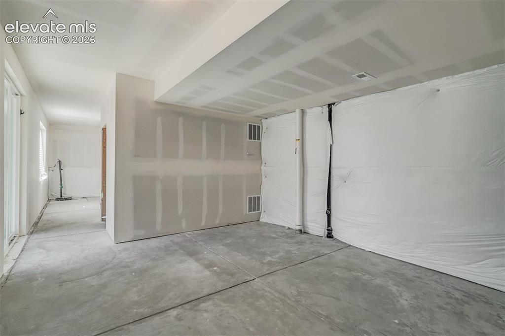 Image 32 of 41: Basement