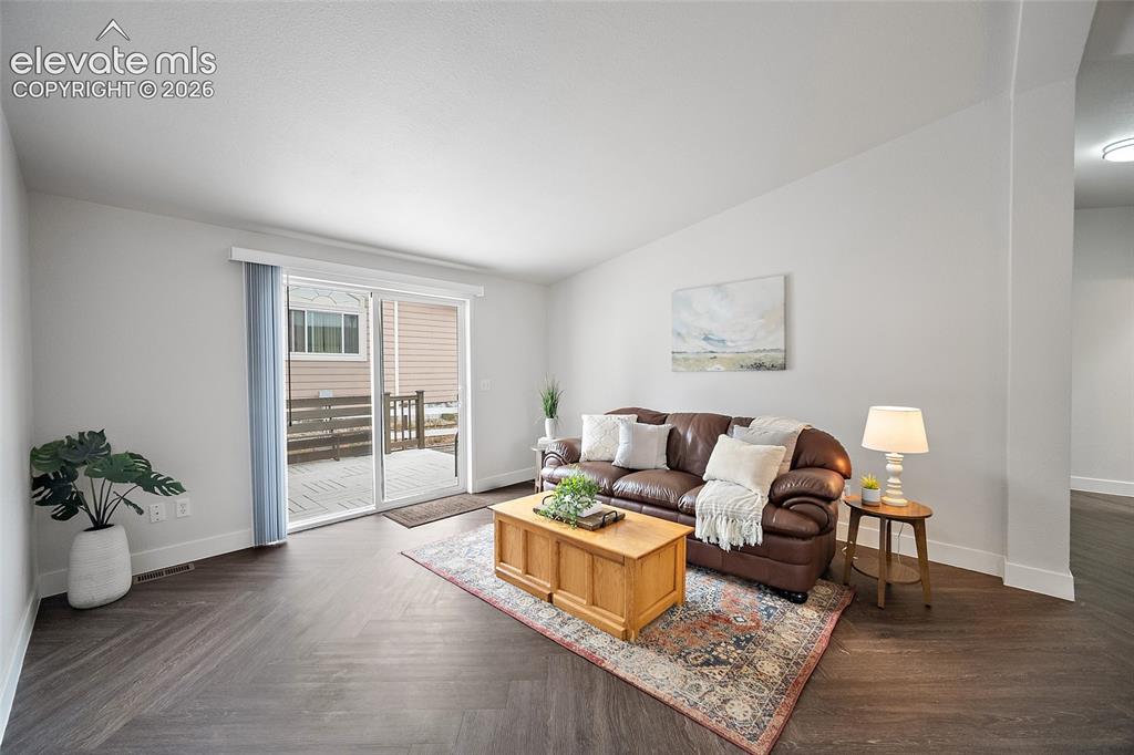 Image 8 of 26: Living Room