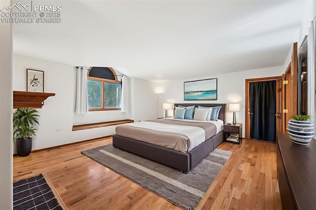 Image 4 of 50: virtually staged