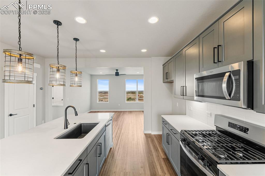 Image 11 of 48: Kitchen