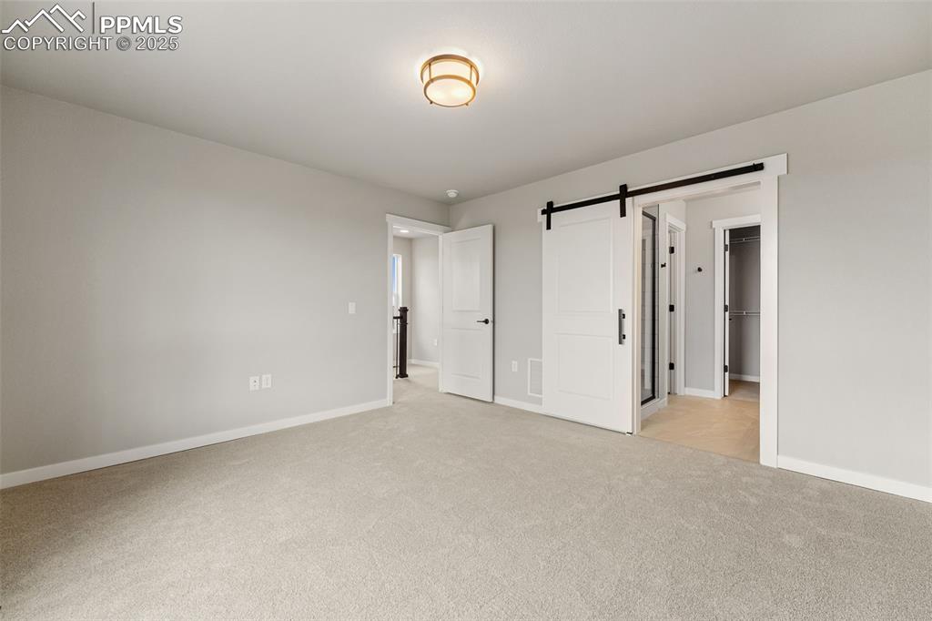 Image 26 of 48: Master Bedroom