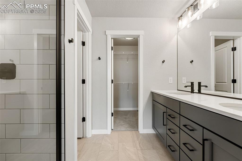 Image 27 of 48: Master Bathroom