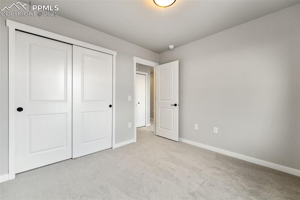 Image 37 of 48: Bedroom