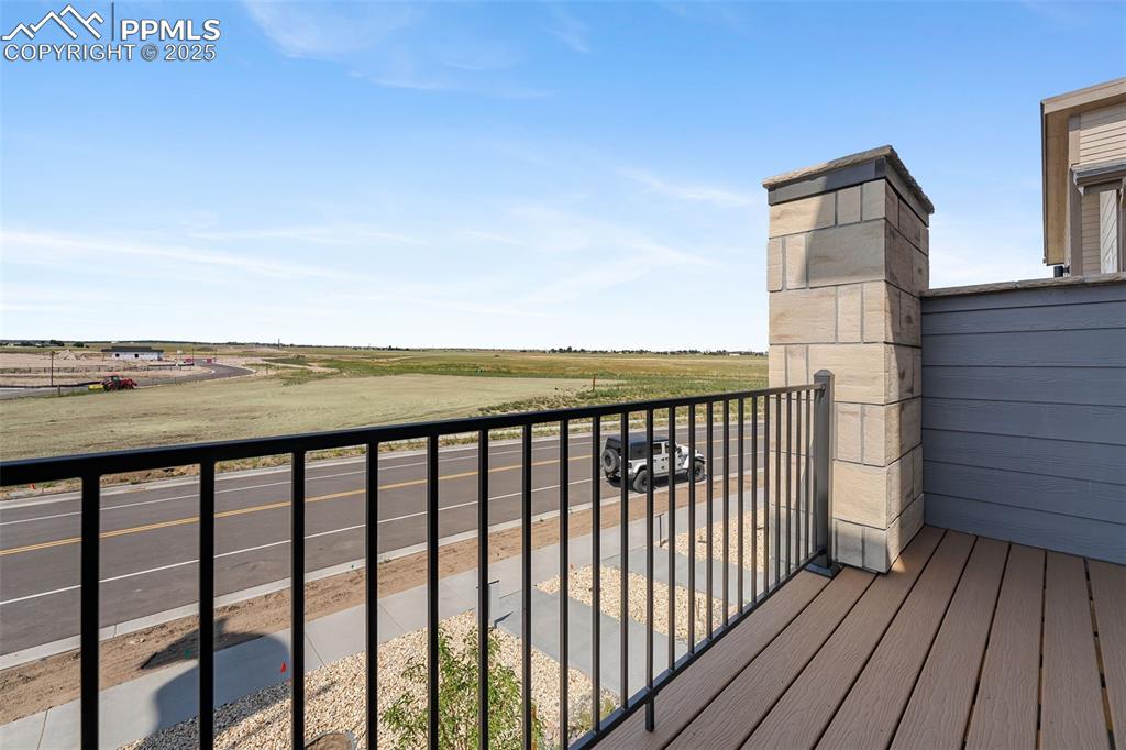 Image 46 of 48: Balcony