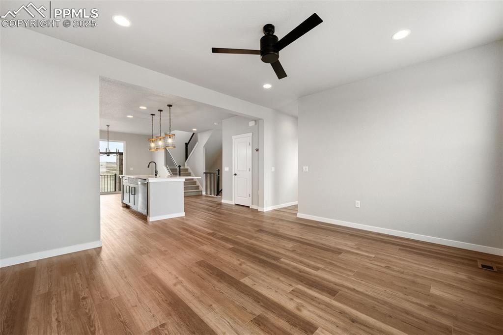 Image 7 of 48: Living Room