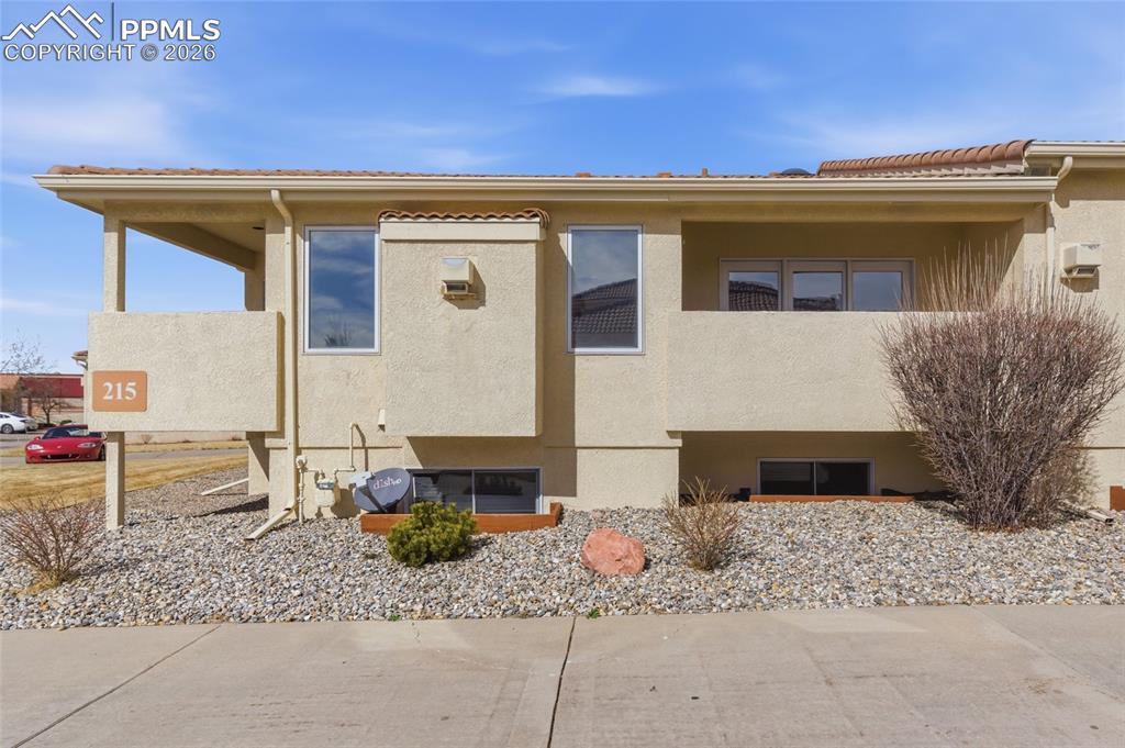 Image 39 of 41: Back of Structure