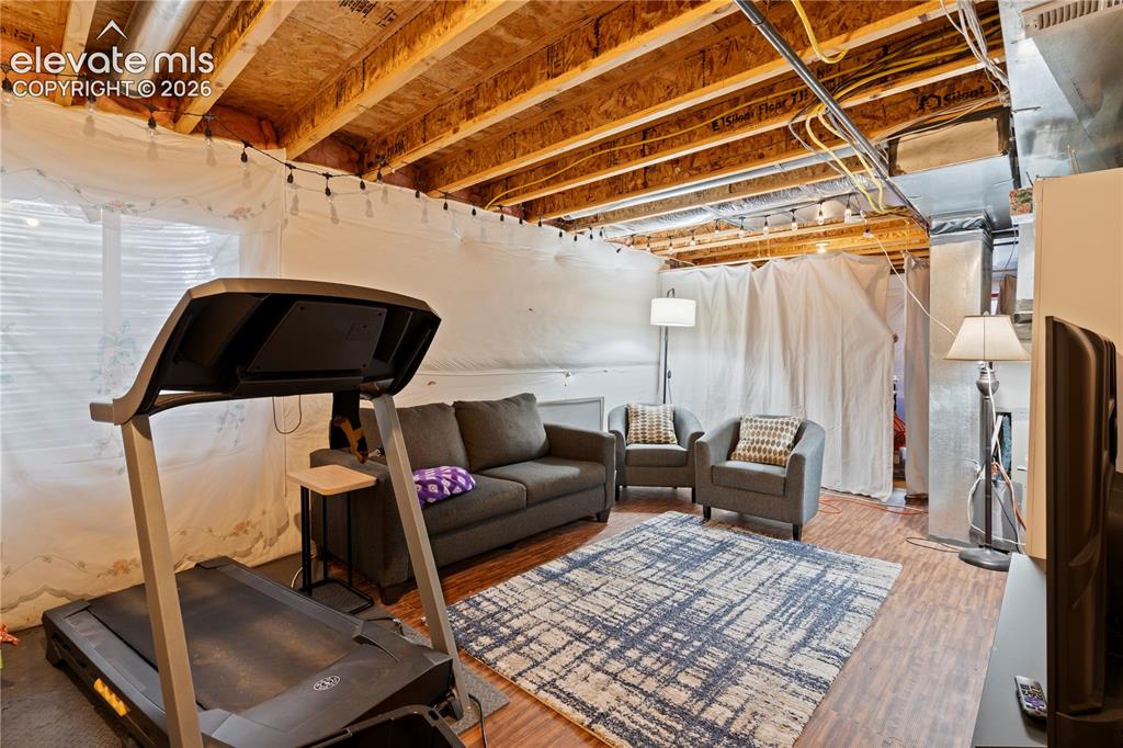 Image 21 of 27: Exercise Room