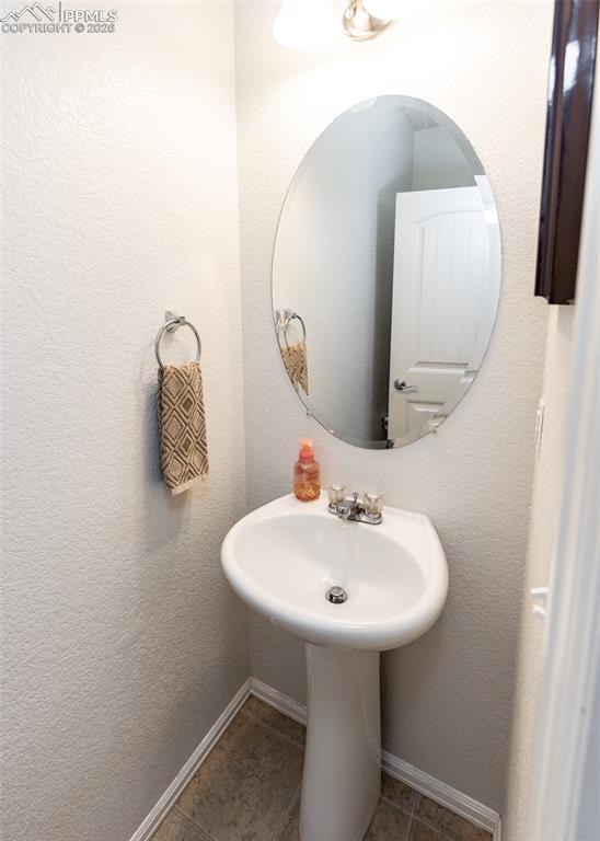 Image 9 of 24: Bathroom