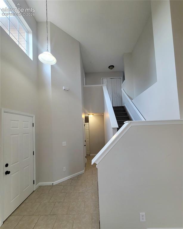 Image 5 of 22: Entry