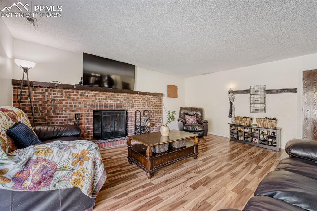 Image 13 of 30: Lower level living