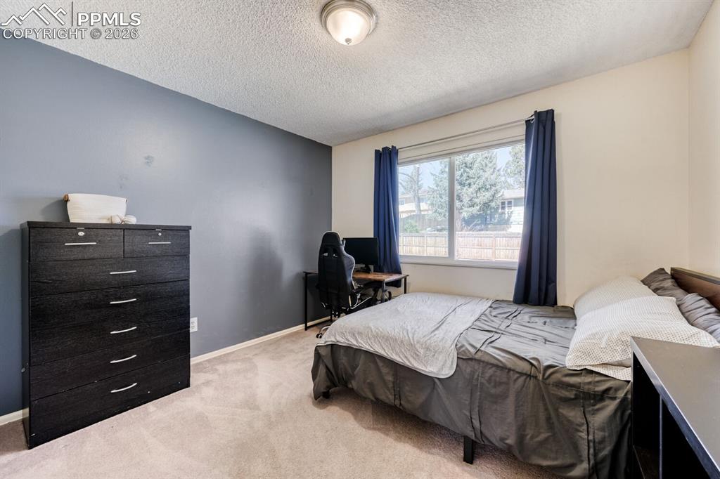 Image 32 of 39: Upstairs bedroom 3