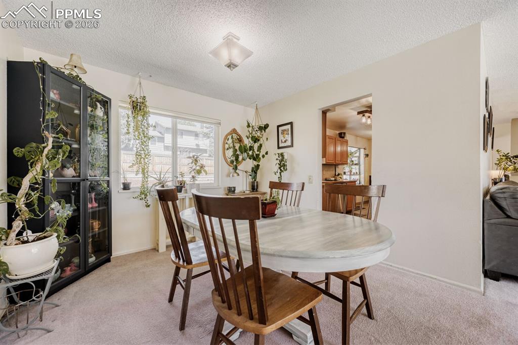 Image 7 of 30: Main level