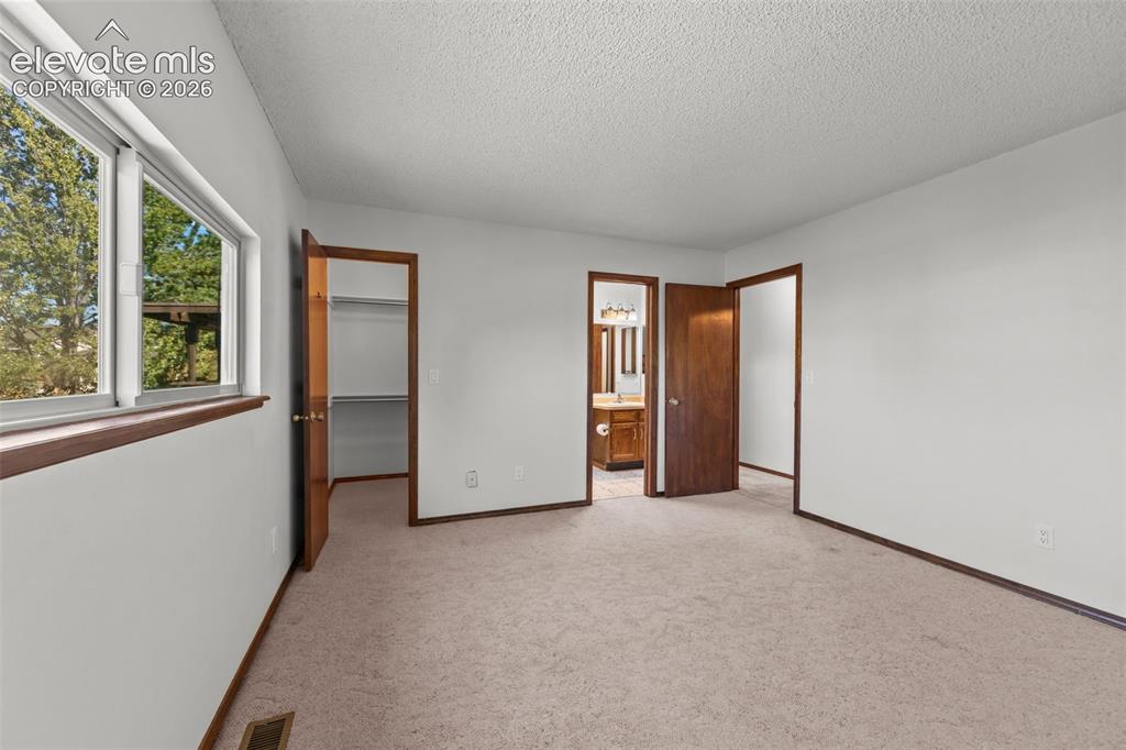 Image 8 of 22: Master Bedroom