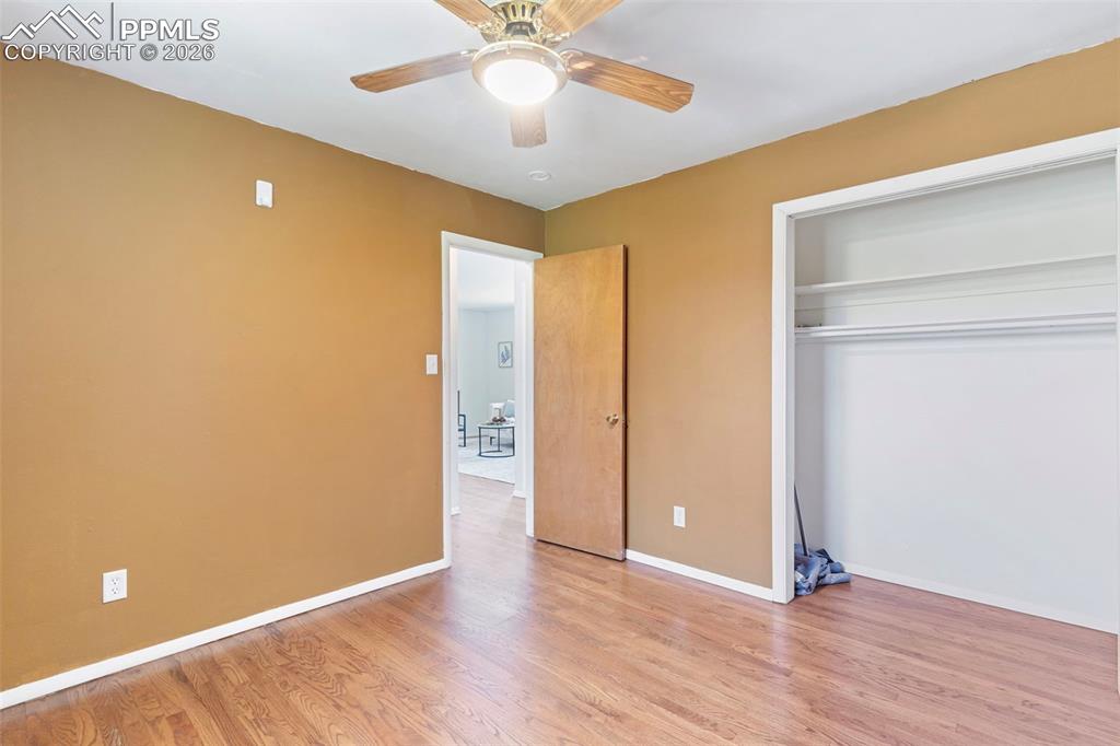 Image 20 of 37: Bedroom