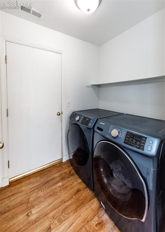 Image 19 of 45: Laundry