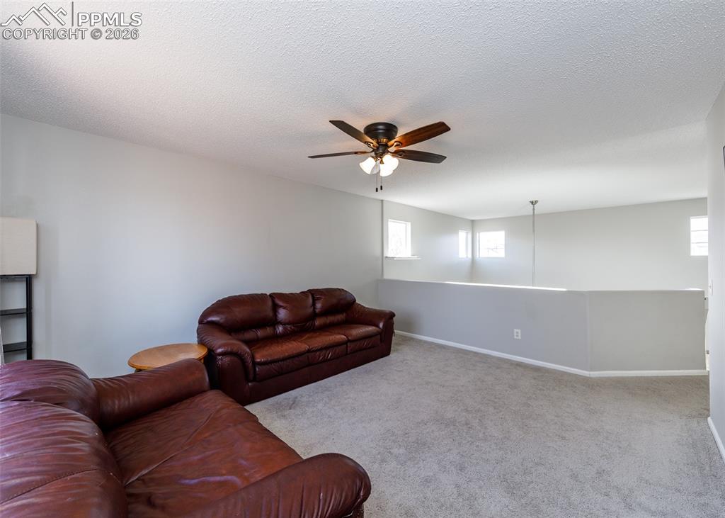 Image 22 of 45: Living Room