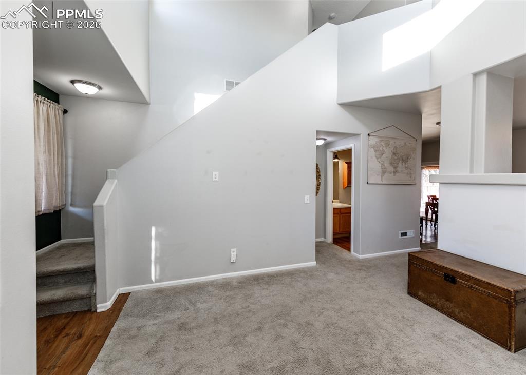 Image 7 of 45: Living Room