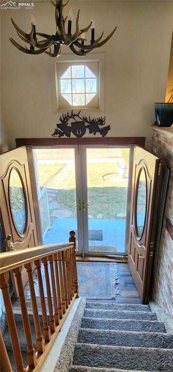 Image 5 of 35: lots of light