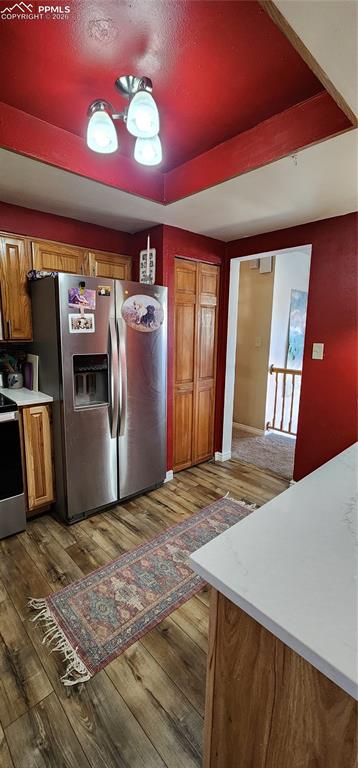 Image 6 of 35: Kitchen