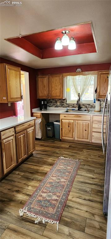 Image 7 of 35: Kitchen