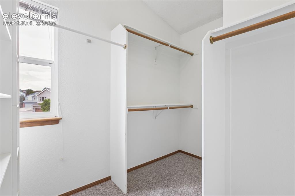 Image 22 of 39: Closet