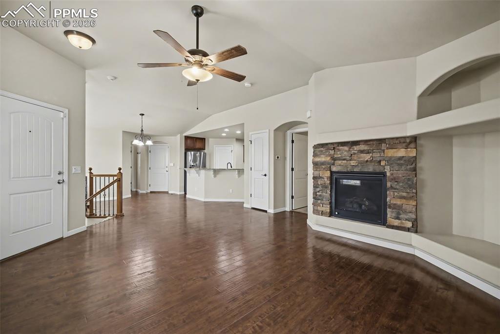 Image 6 of 42: Living Room