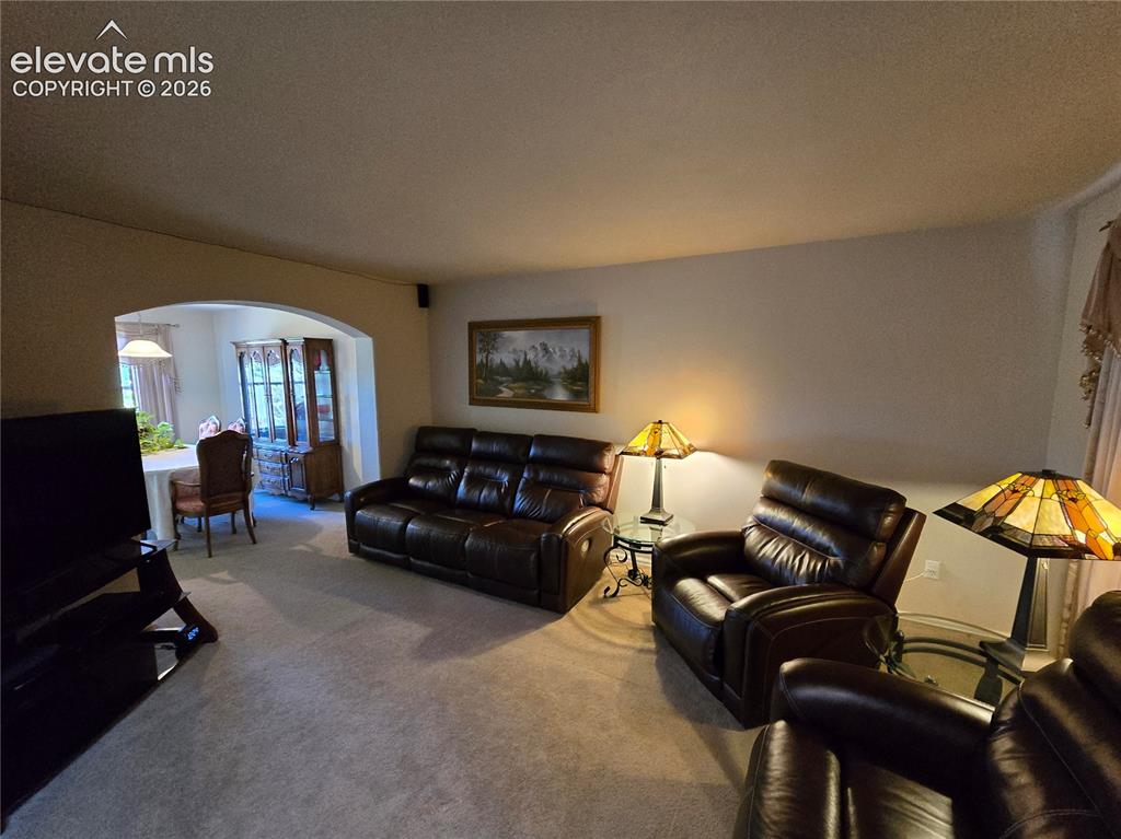 Image 6 of 21: Living Room