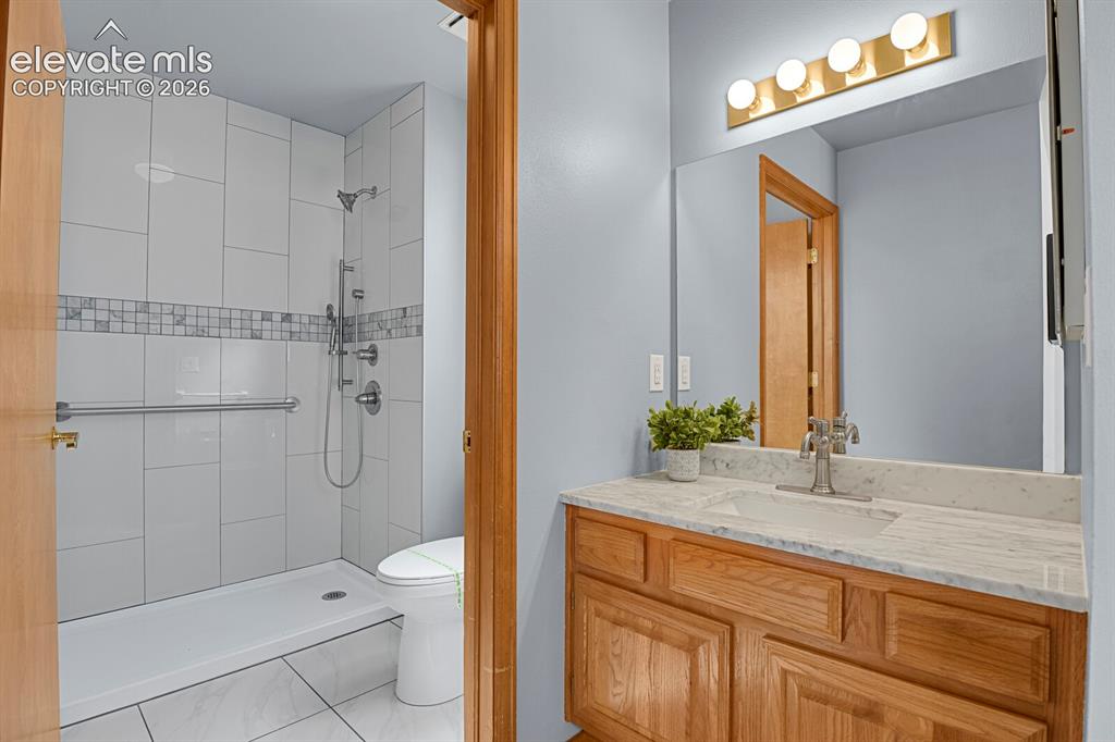 Image 13 of 19: Main bathroom