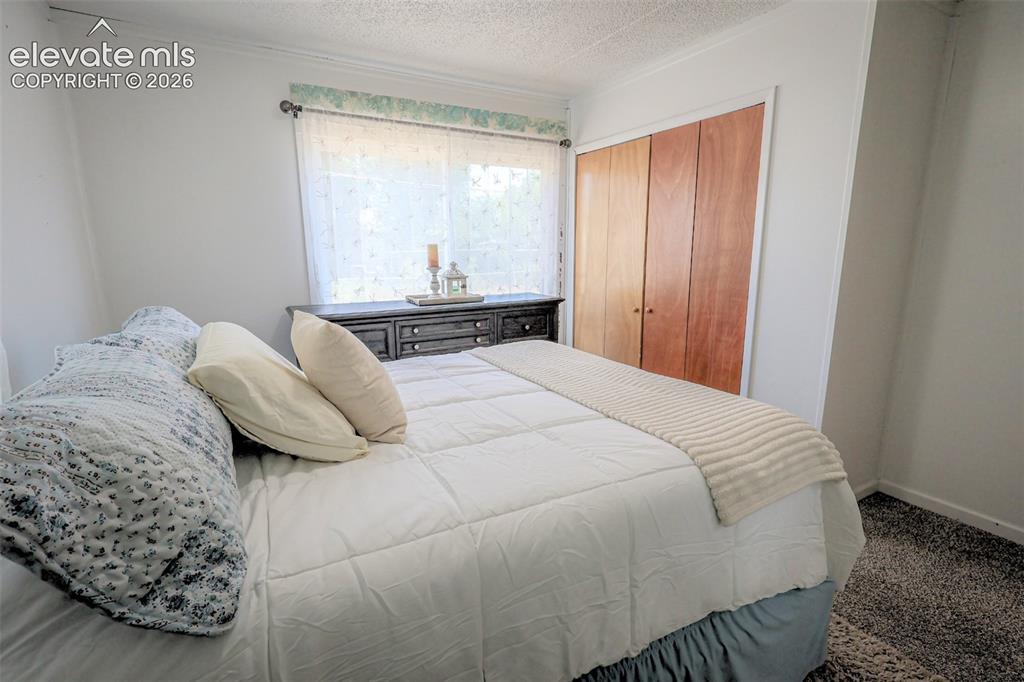 Image 6 of 19: Bedroom