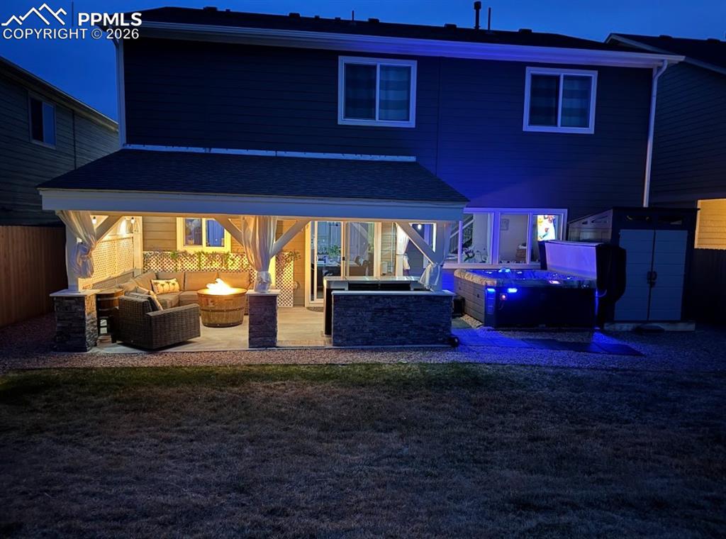 Image 13 of 39: Back of Structure