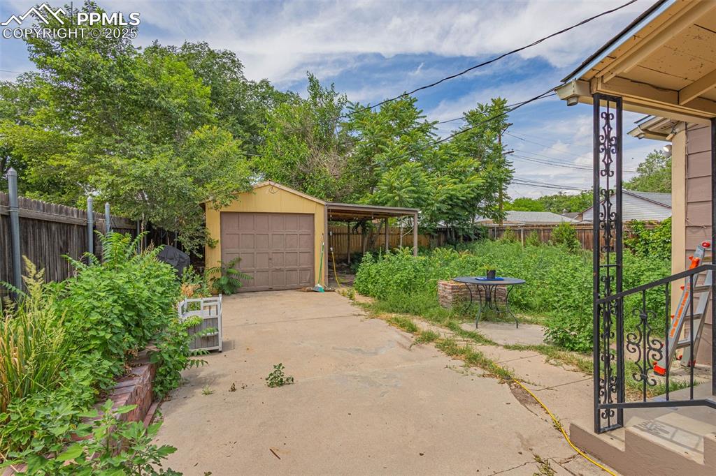 Image 21 of 30: Other