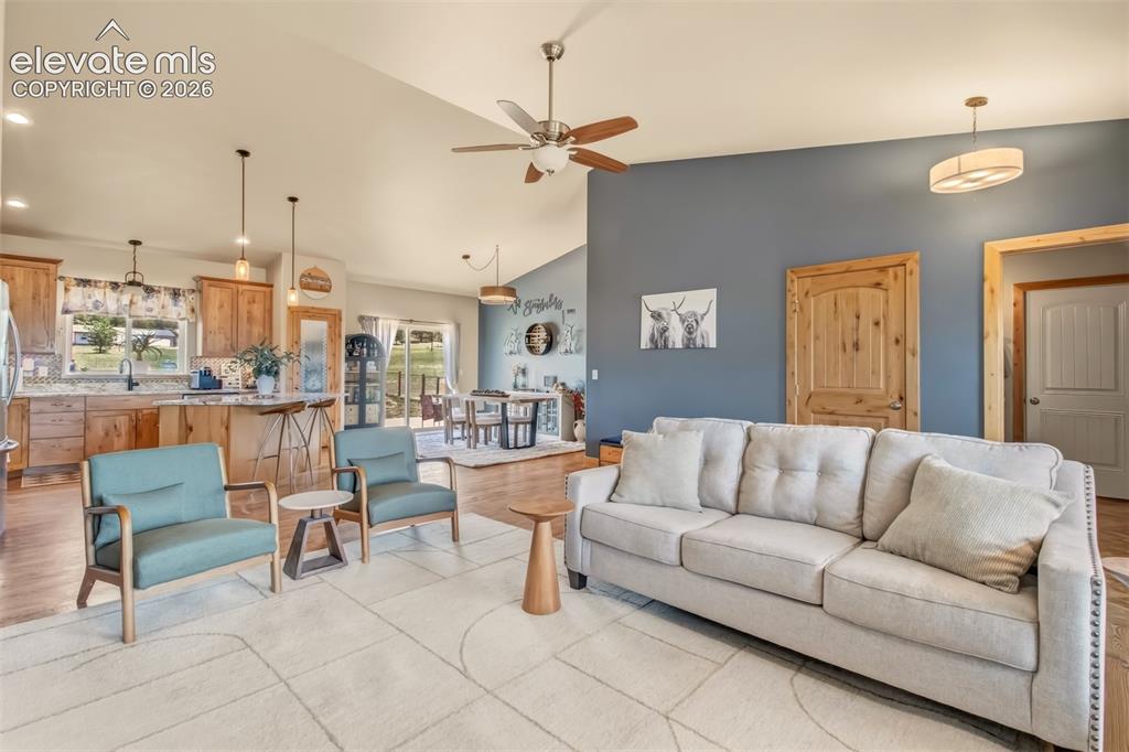 Image 8 of 40: Living Room