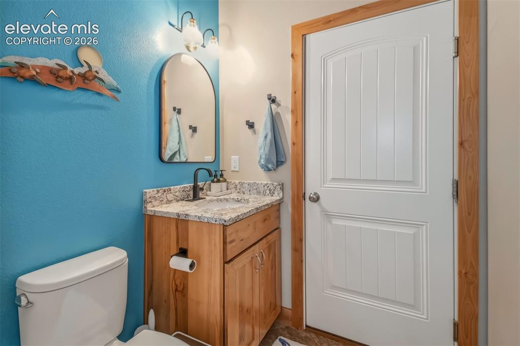 Image 9 of 40: Bathroom