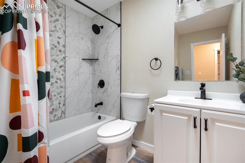 Image 25 of 47: All Updated & Modern; lovely tilework