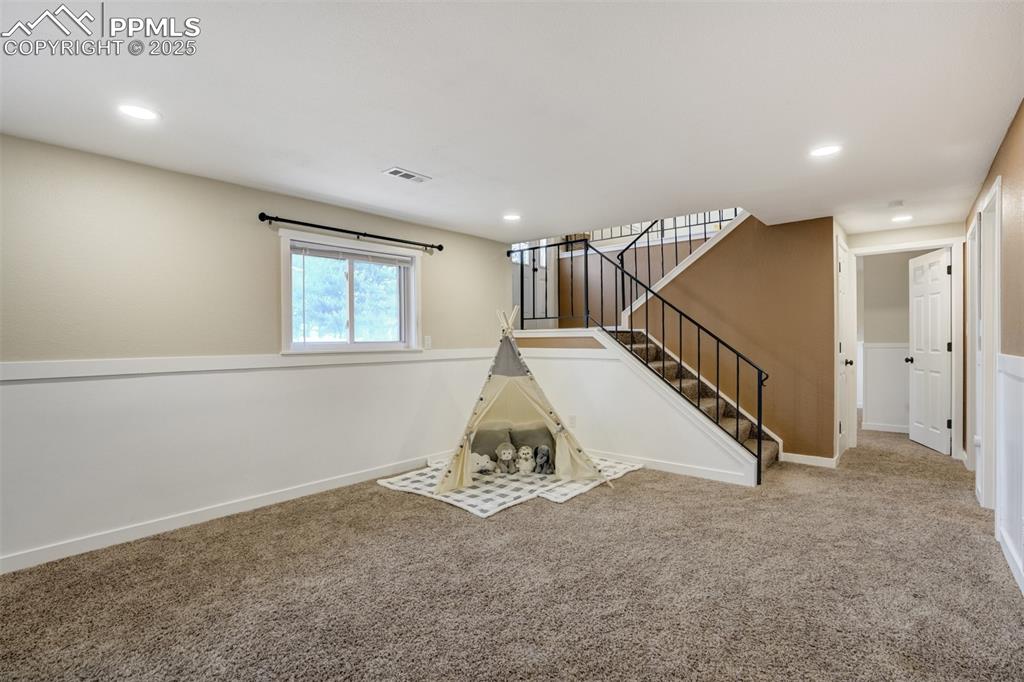 Image 29 of 47: Extra Large Room for Recreation or Additional Living Space
