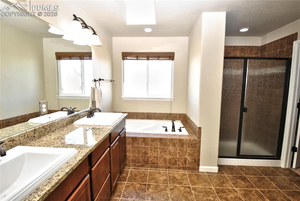 Image 15 of 40: Master Bathroom