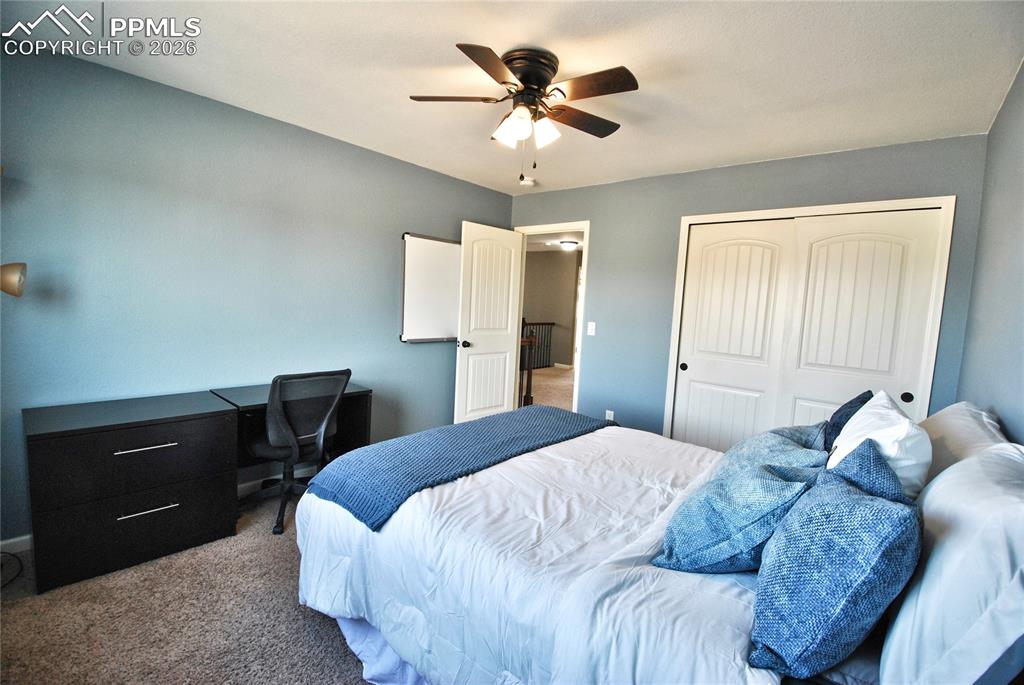 Image 19 of 40: Bedroom