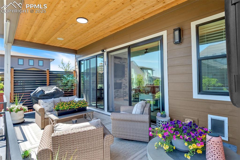 Image 7 of 49: Balcony