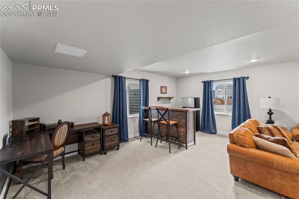 Image 34 of 46: With kitchenette and office space