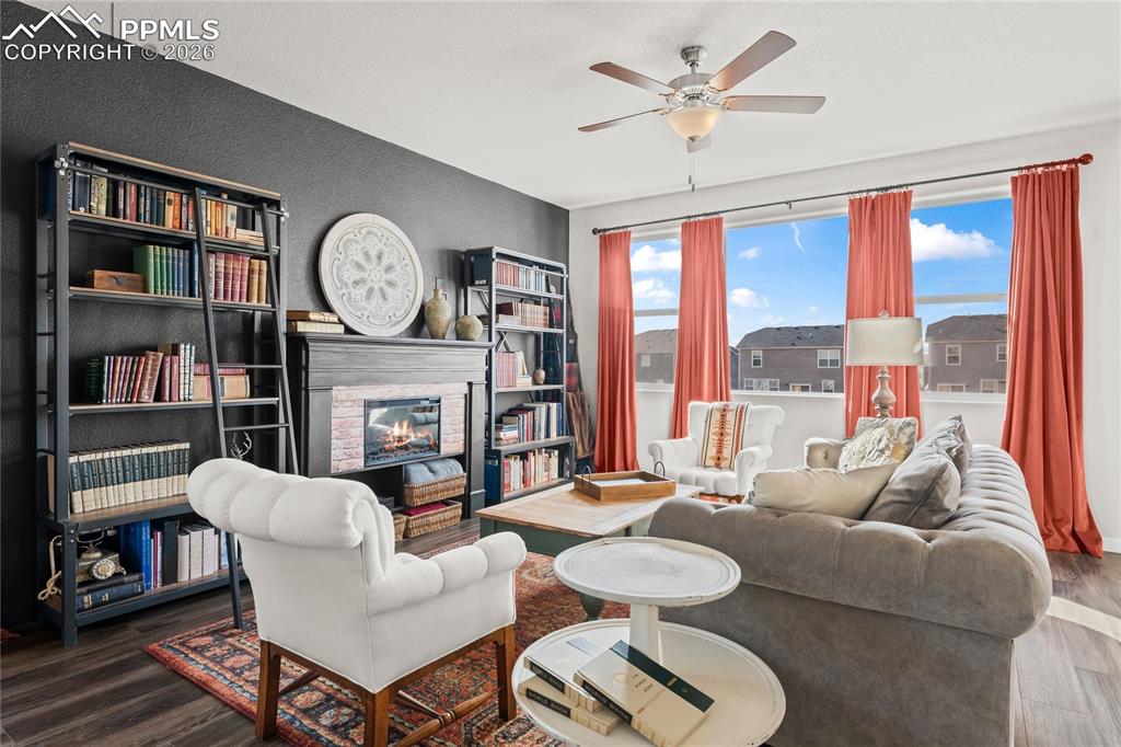 Image 6 of 46: Living Room