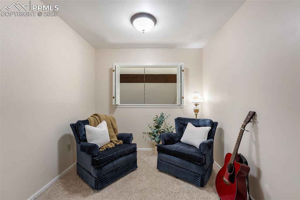 Image 23 of 50: Master Bedroom