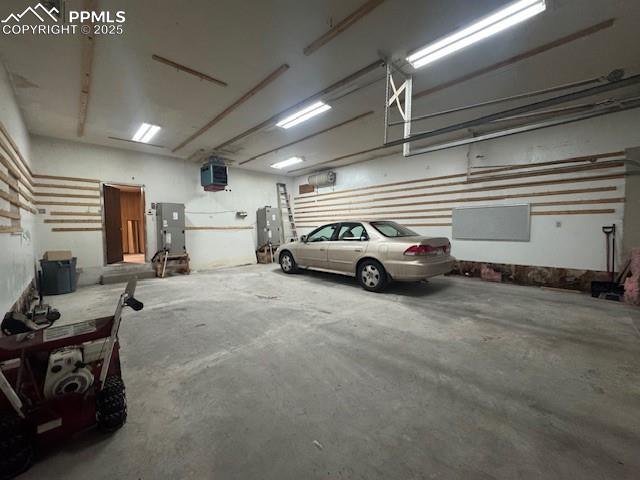 Image 18 of 19: View of garage - 2611 C 