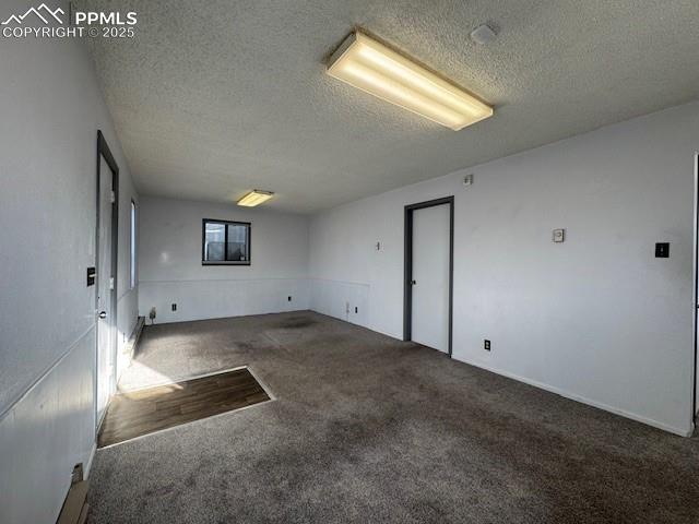 Image 2 of 19: room/office 2611 A 