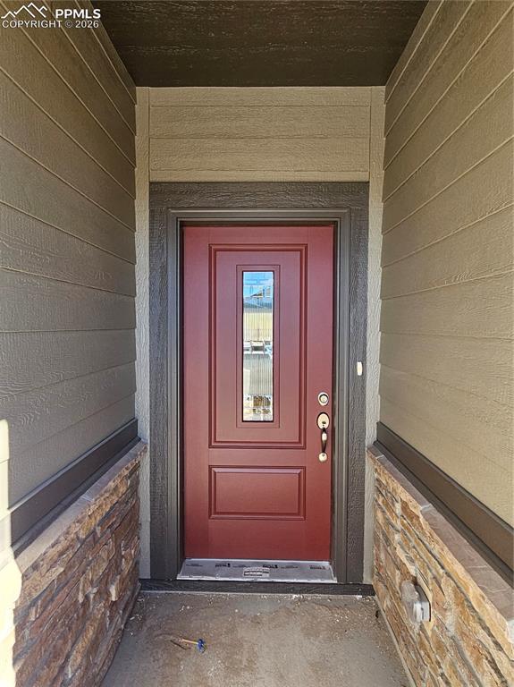 Image 2 of 26: Entry